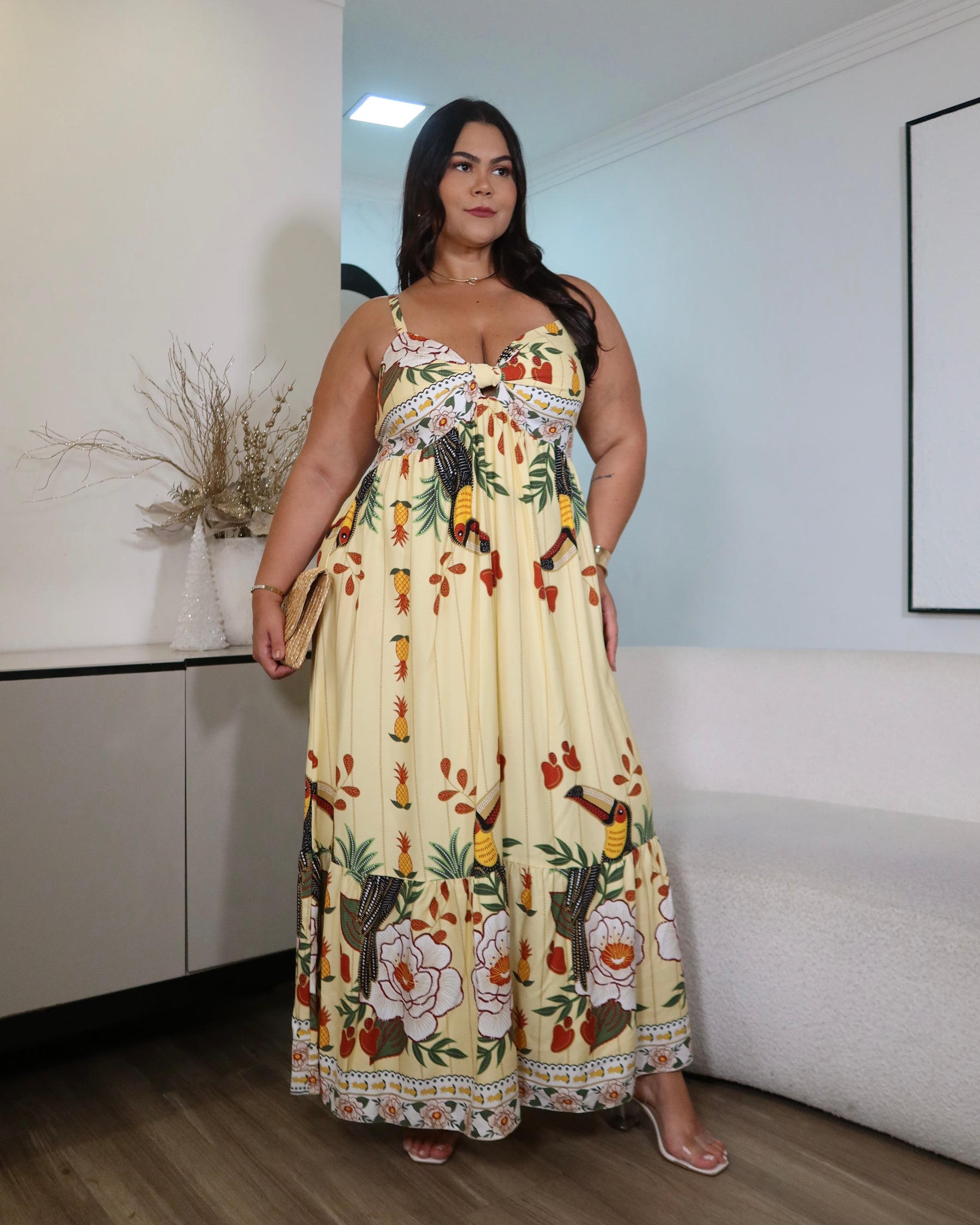 Vestido Maxi Tropical Fernanda - Peça leve, moderna e perfeita para realçar sua beleza natural