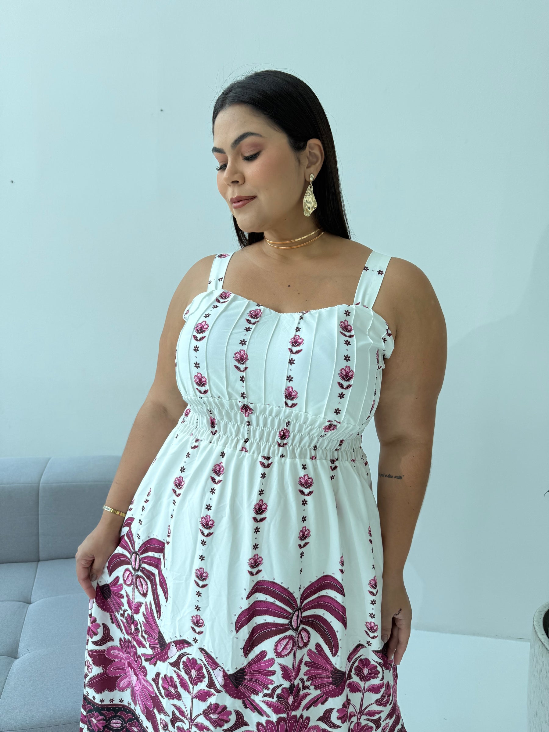 Vestido Feminino Crepe de Seda Rosa com Elástico nas Costas – Tayla Sandra Fashion