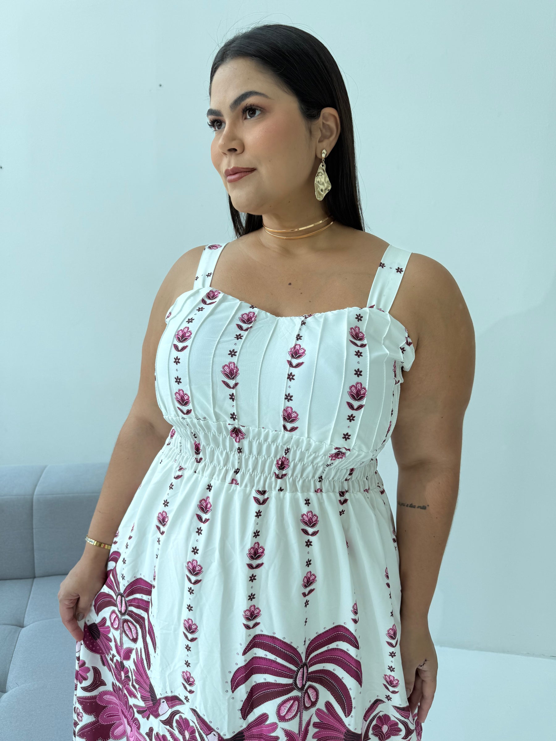 Vestido Feminino Crepe de Seda Rosa com Elástico nas Costas – Tayla Sandra Fashion