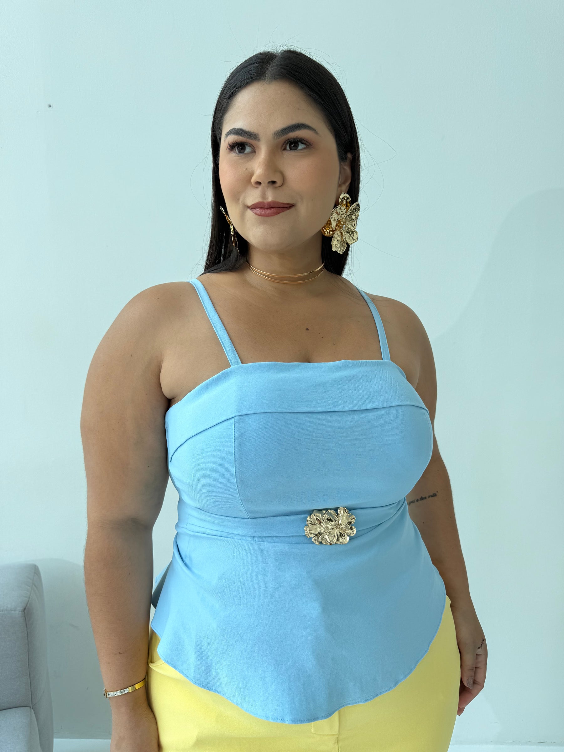 Blusa Candy Color Azul – Elegância Serena e Conforto em Cada Detalhe