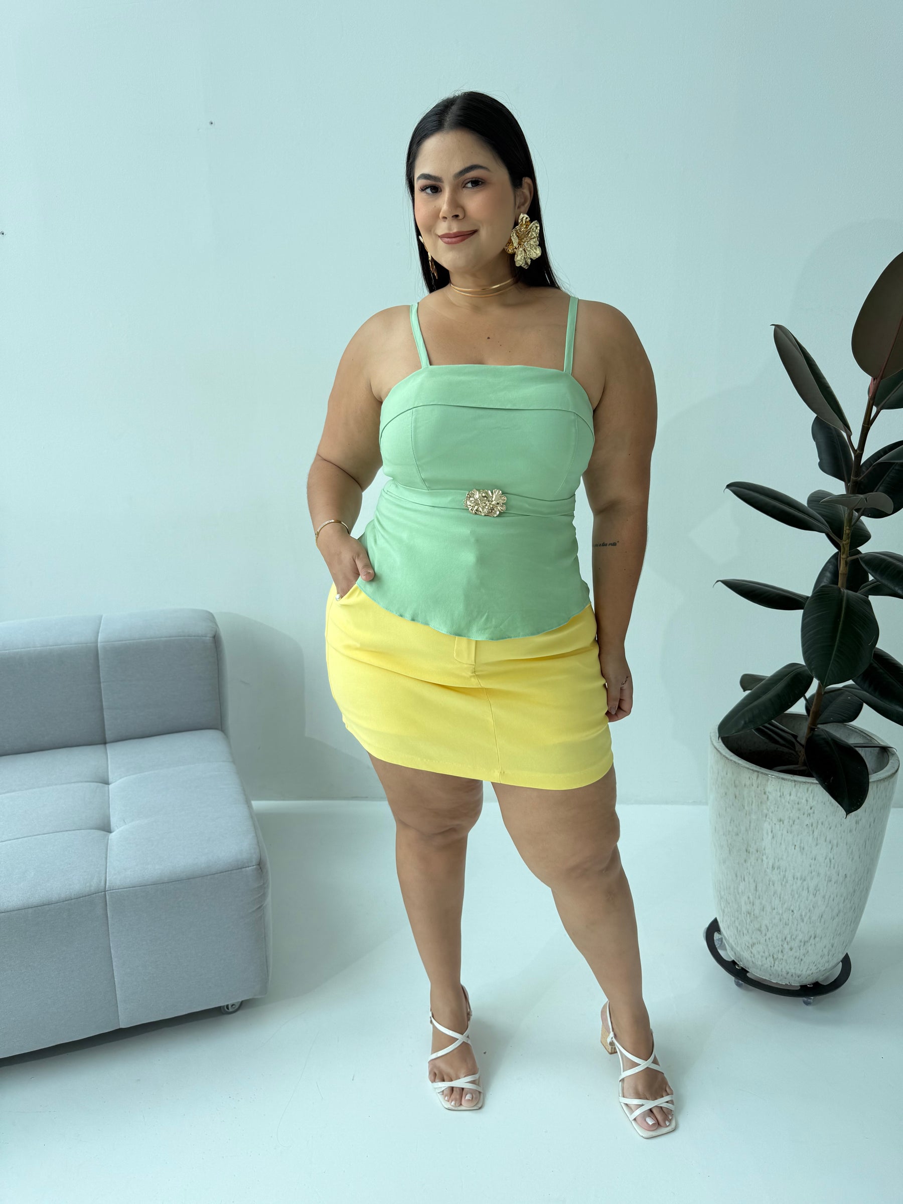 Blusa Candy Color Verde – Elegância e Frescor em Cada Detalhe