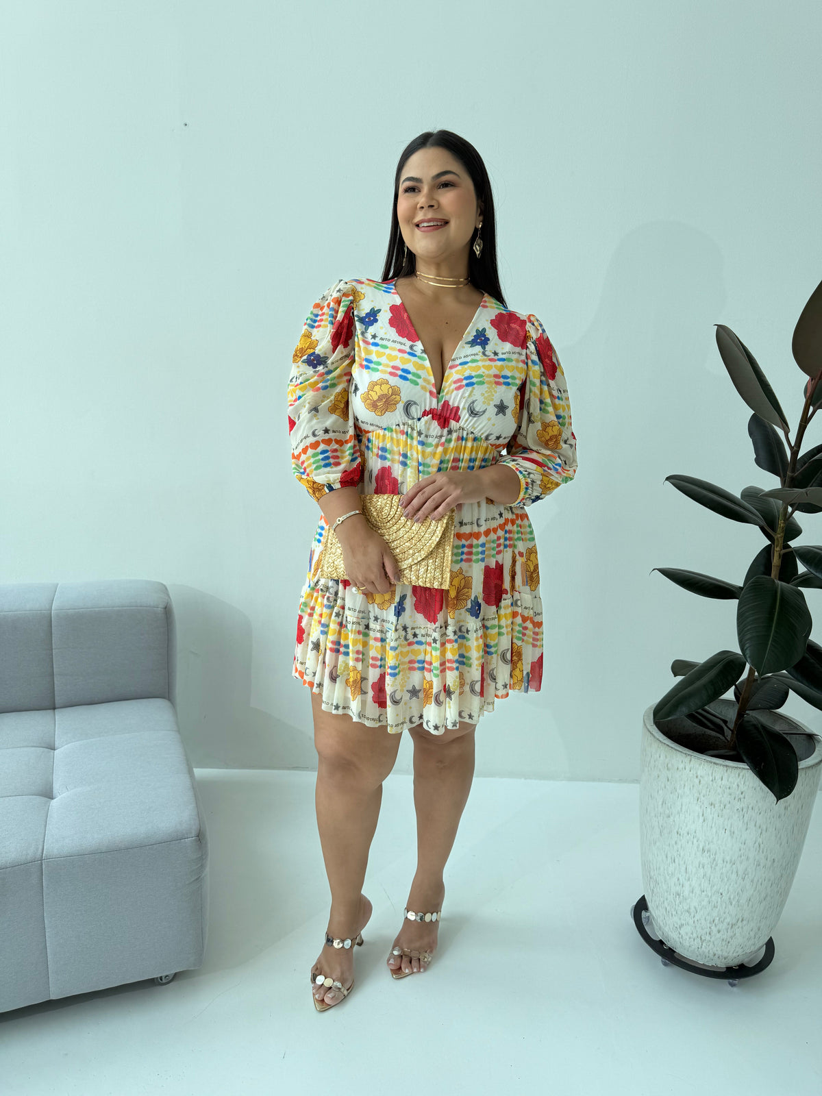 Vestido de Tule Amora Branco – Leveza e Elegância em um Clássico Atemporal