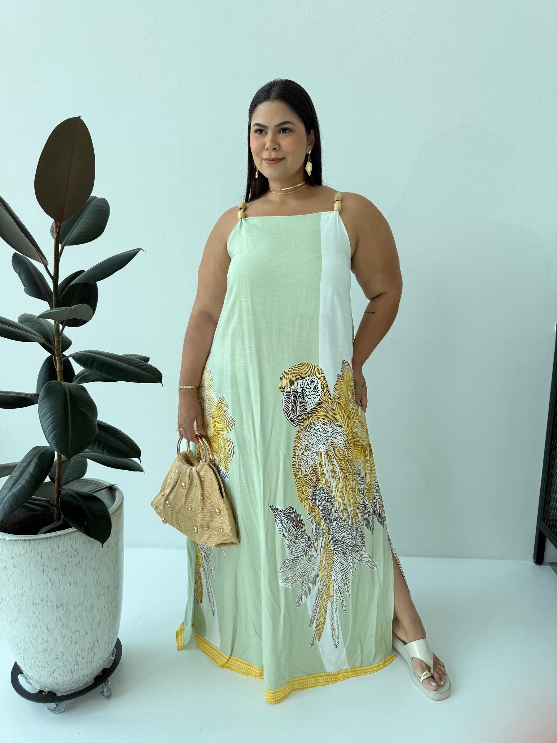 Vestido Santorine Verde com Branco – Estilo Mediterrâneo com Leveza e Charme Natural