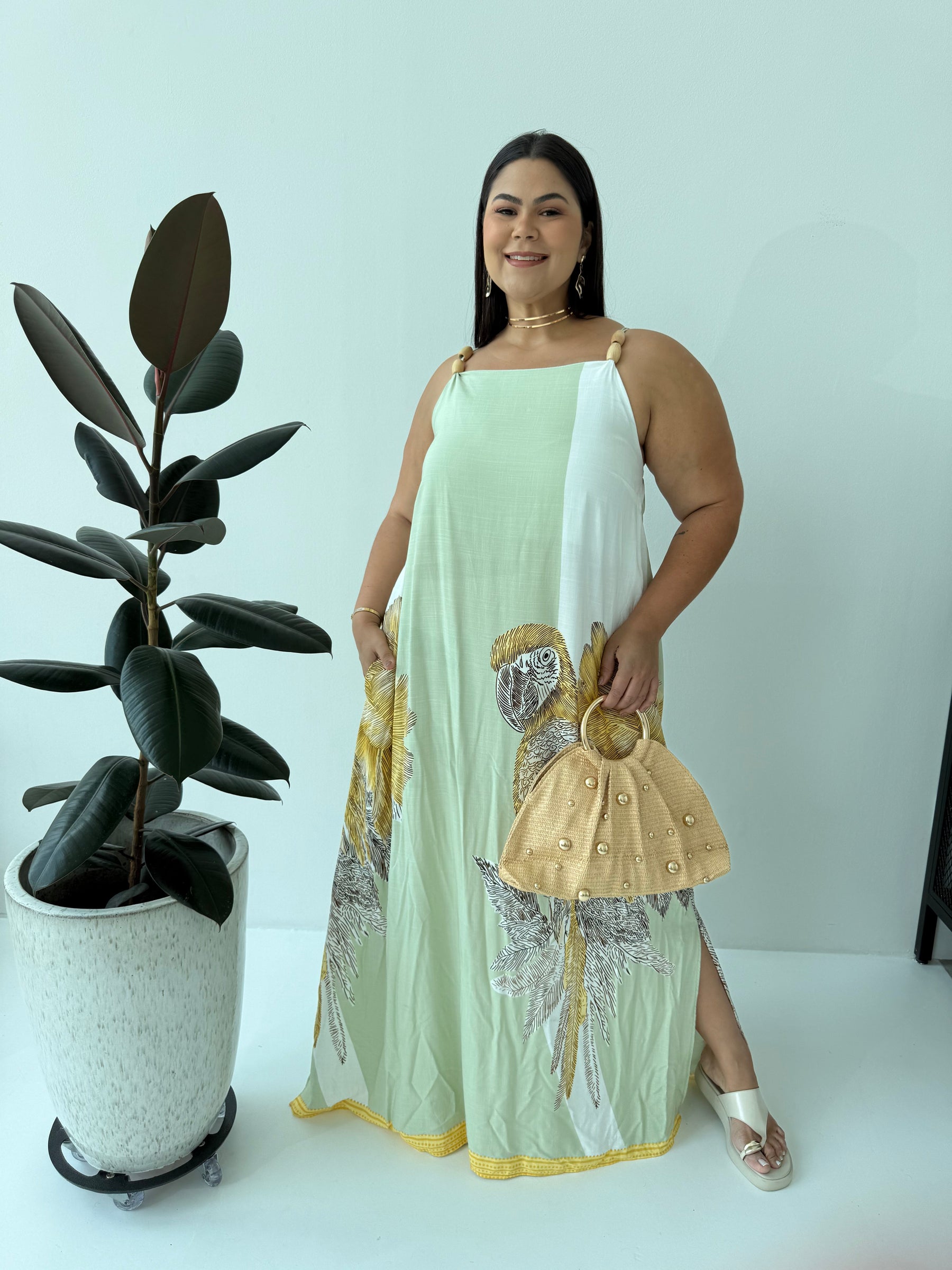 Vestido Santorine Verde com Branco – Estilo Mediterrâneo com Leveza e Charme Natural