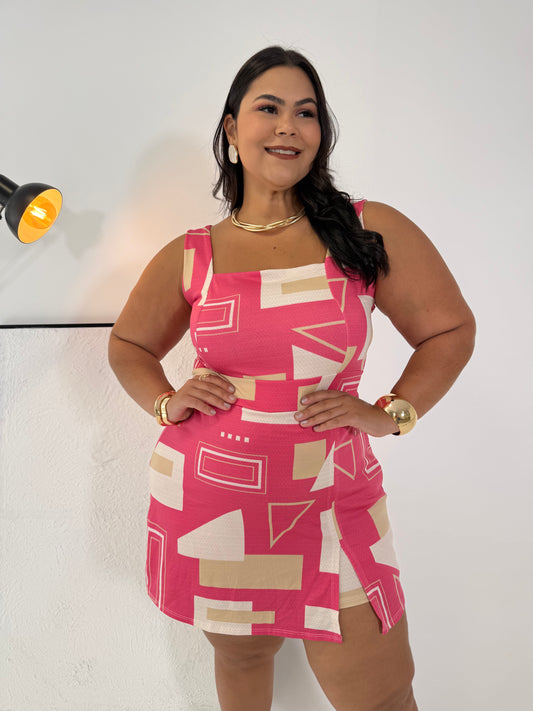 Macaquinho Feminino Alice Rosa - Estilo Geométrico e Conforto em uma Peça Única