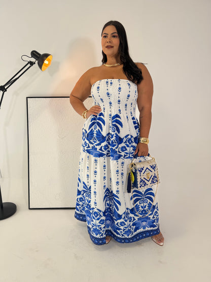 Vestido Helena Azul Majestade - A Elegância Tropical com Ajuste Perfeito