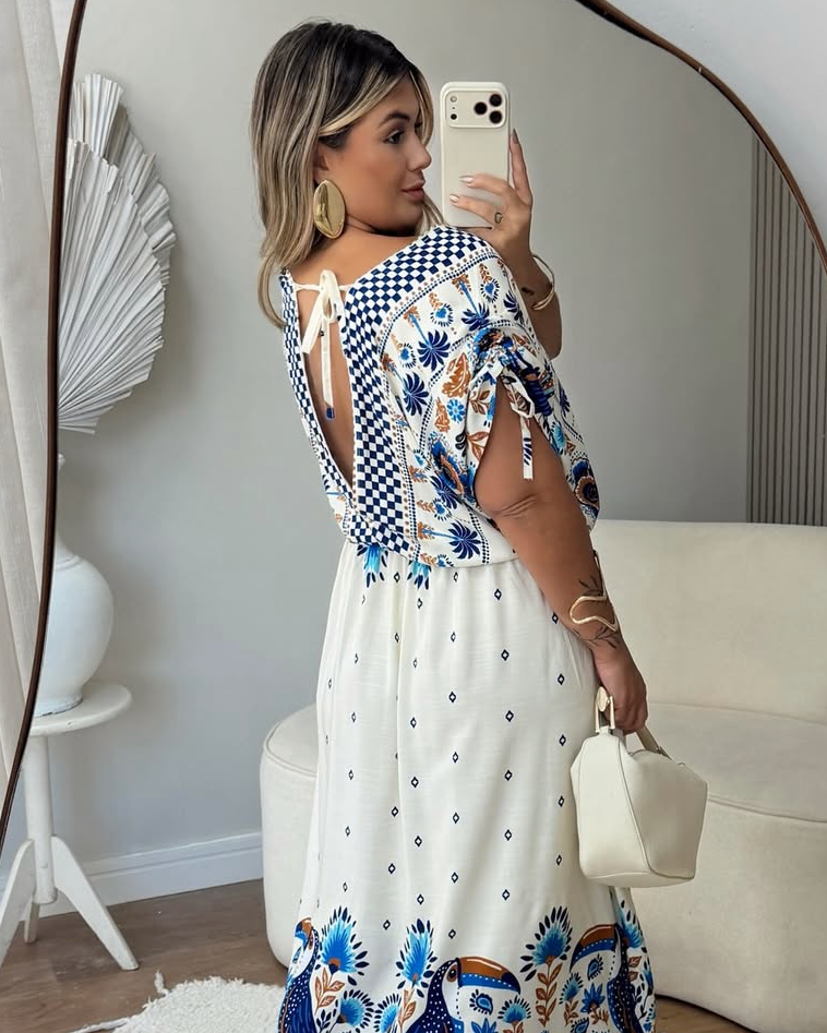 Vestido Encanto Floral Preto – Elegância Clássica e Feminilidade Natural