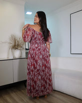 Vestido Bordô Selena- Tule macio e confortável, ideal para ocasiões especiais