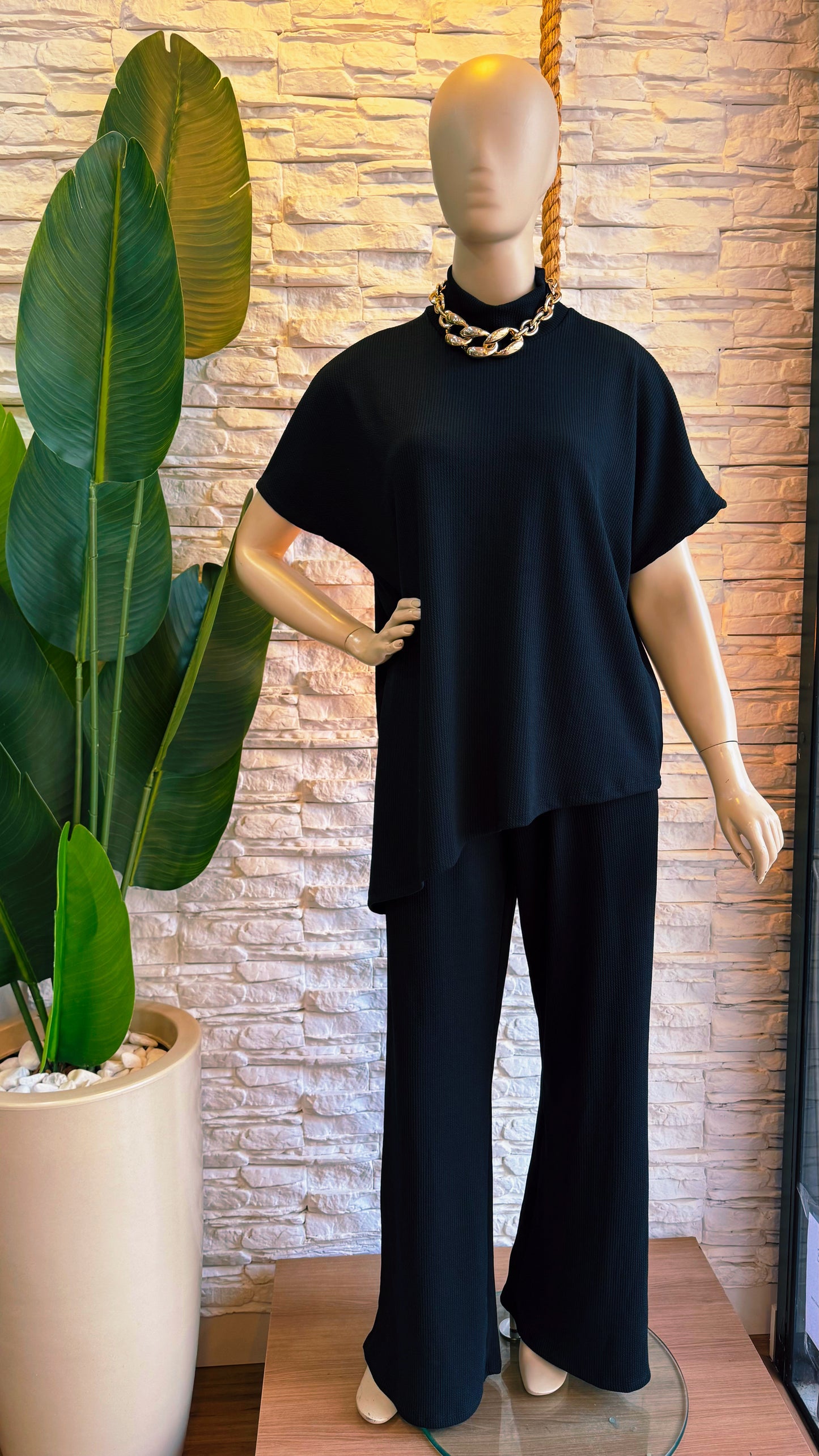 Conjunto Feminino em Malha Creponada