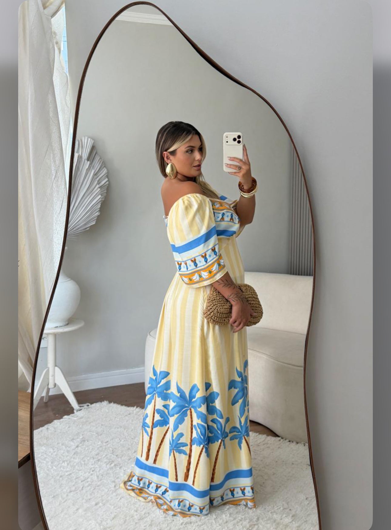 Vestido Joice - A Essência do Estilo Tropical com Conforto Absoluto