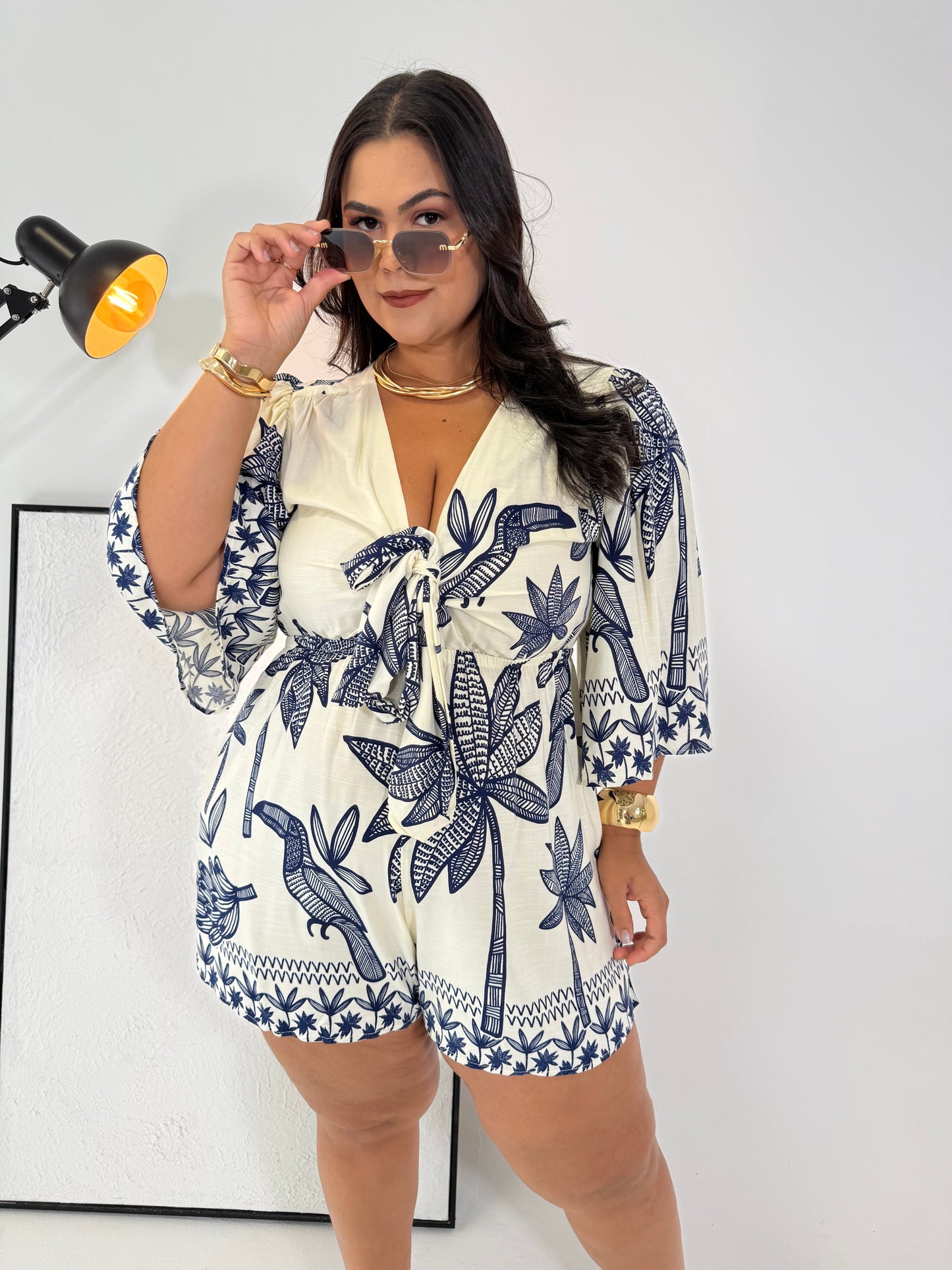 Macaquinho Viscolinho Andressa - Elegância Estampada e Conforto Absoluto