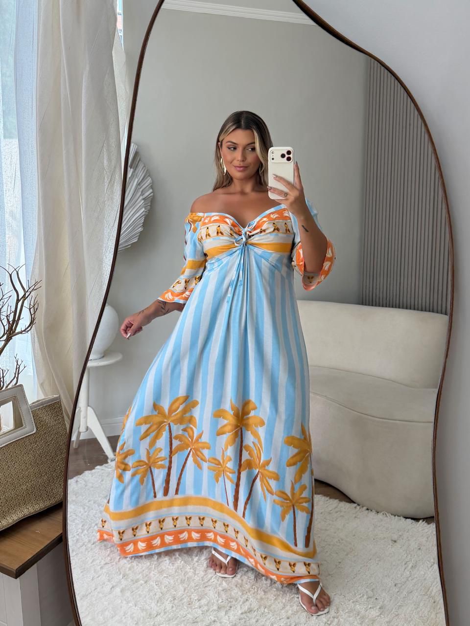 Vestido Joice - A Essência do Estilo Tropical com Conforto Absoluto