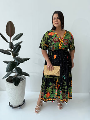 Vestido Encanto Floral Preto – Elegância Clássica e Feminilidade Natural