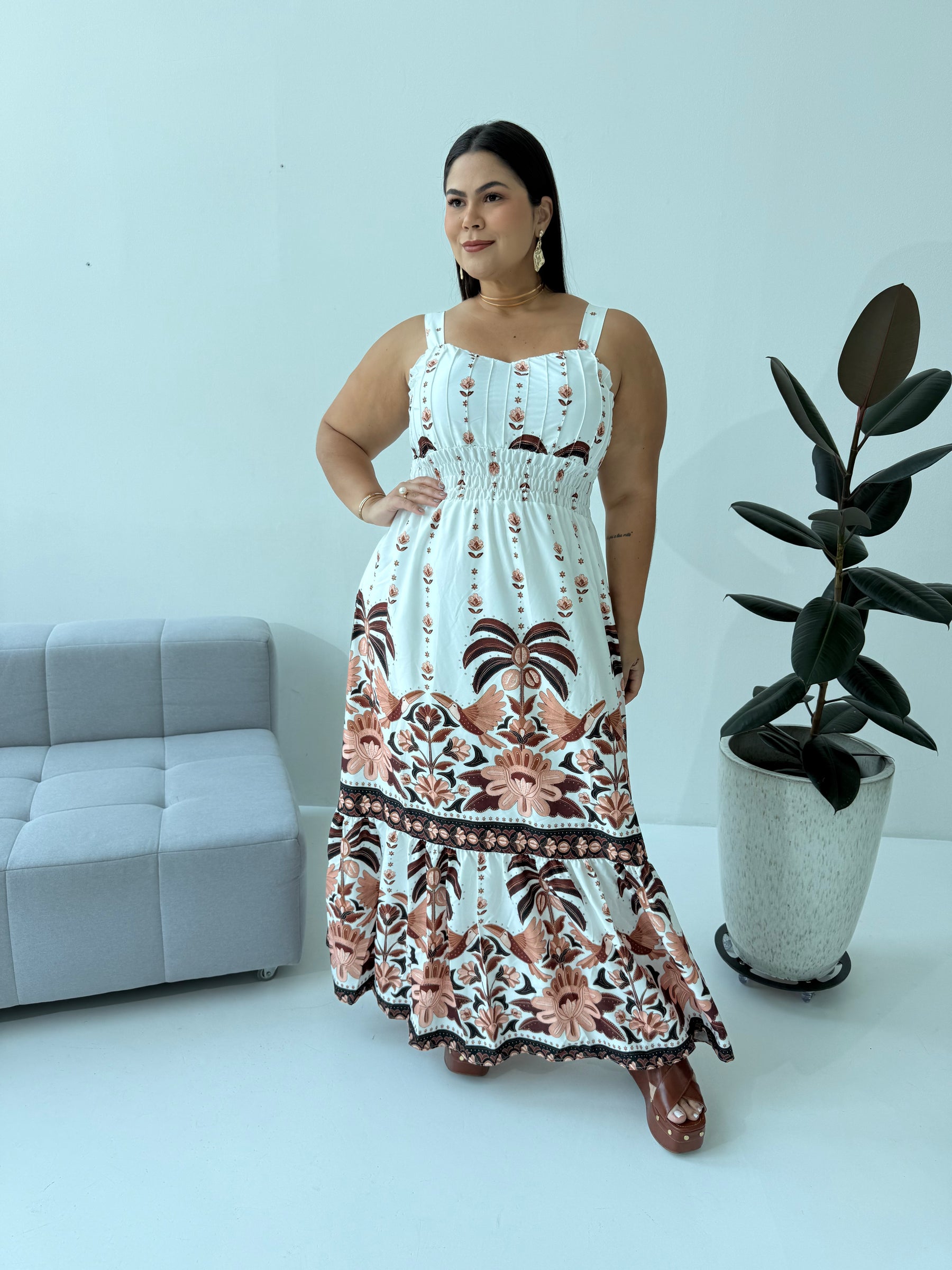 Vestido Feminino Crepe de Seda Marrom com Elástico nas Costas – Tayla Sandra Fashion