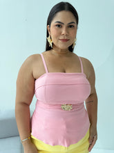 Blusa Candy Color Rosa – Delicadeza e Sofisticação com Toque Moderno