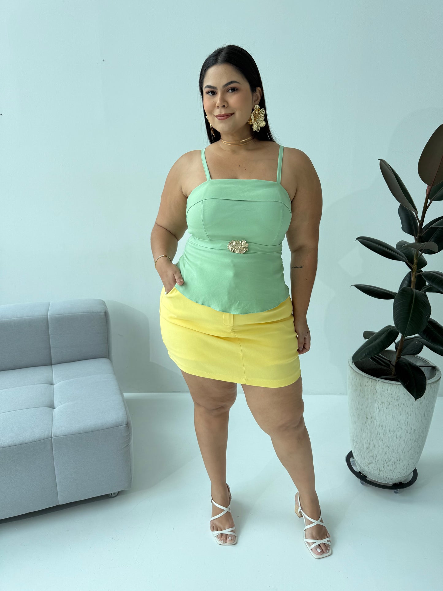 Blusa Candy Color Verde  – Elegância e Frescor em Cada Detalhe