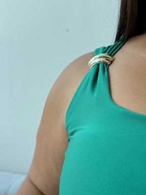 Blusa Patrícia Verde – Sofisticação e Frescor em Cada Detalhe