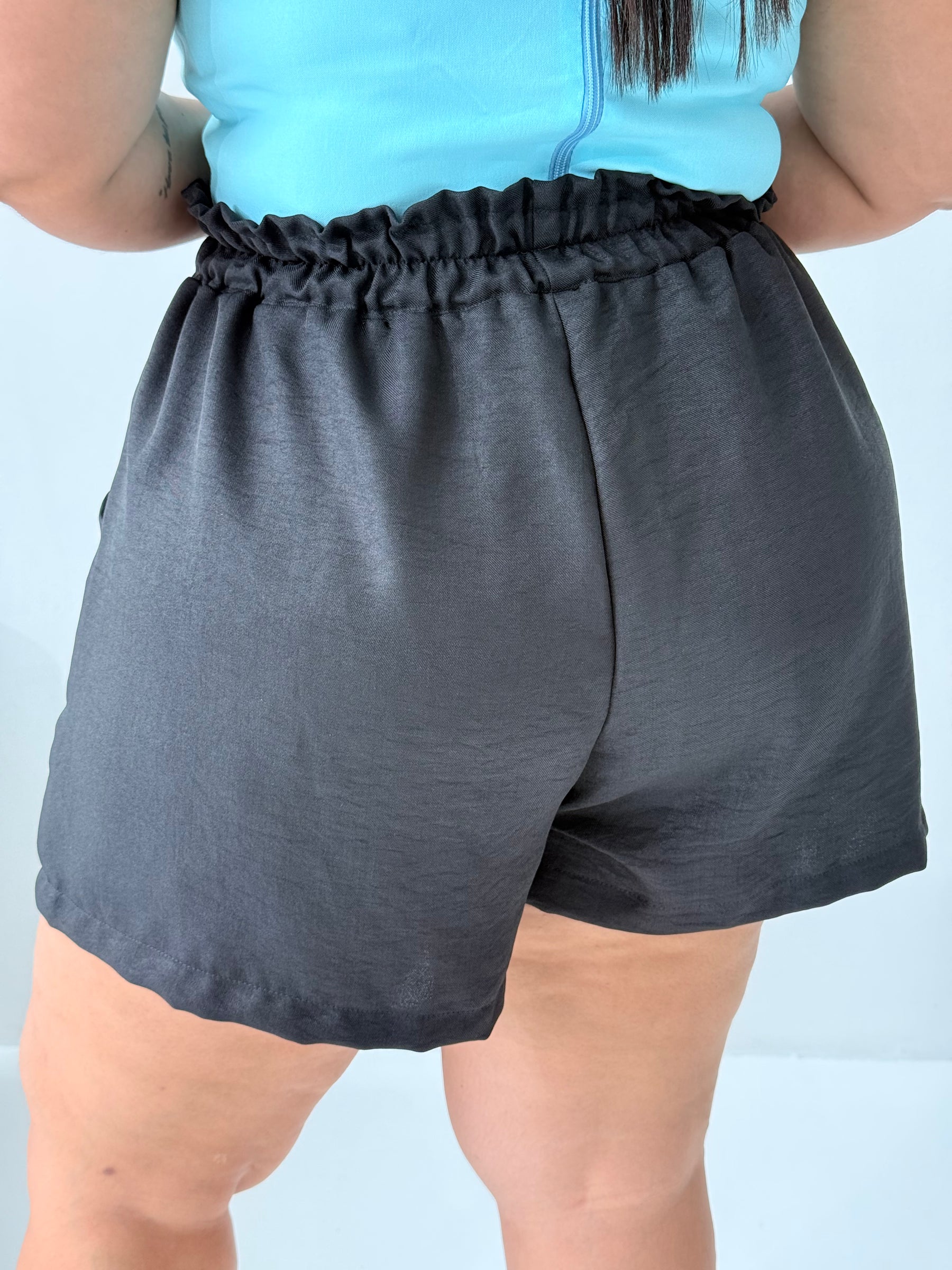 Short Preto  – Conforto, Versatilidade e Elegância Casual